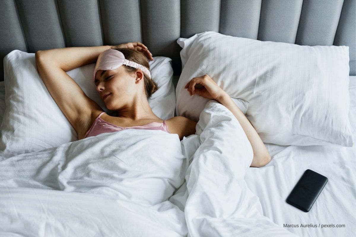 How much sleep is healthy?