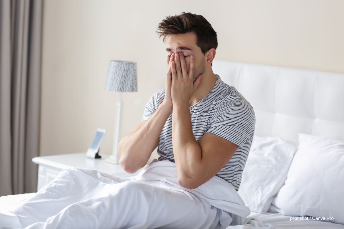 Fatigue pendant la journée en raison de troubles du sommeil.